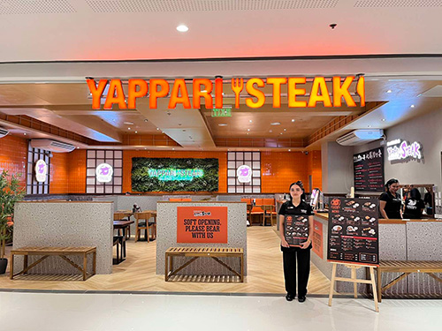 フィリピン　パークトライアングルモール店